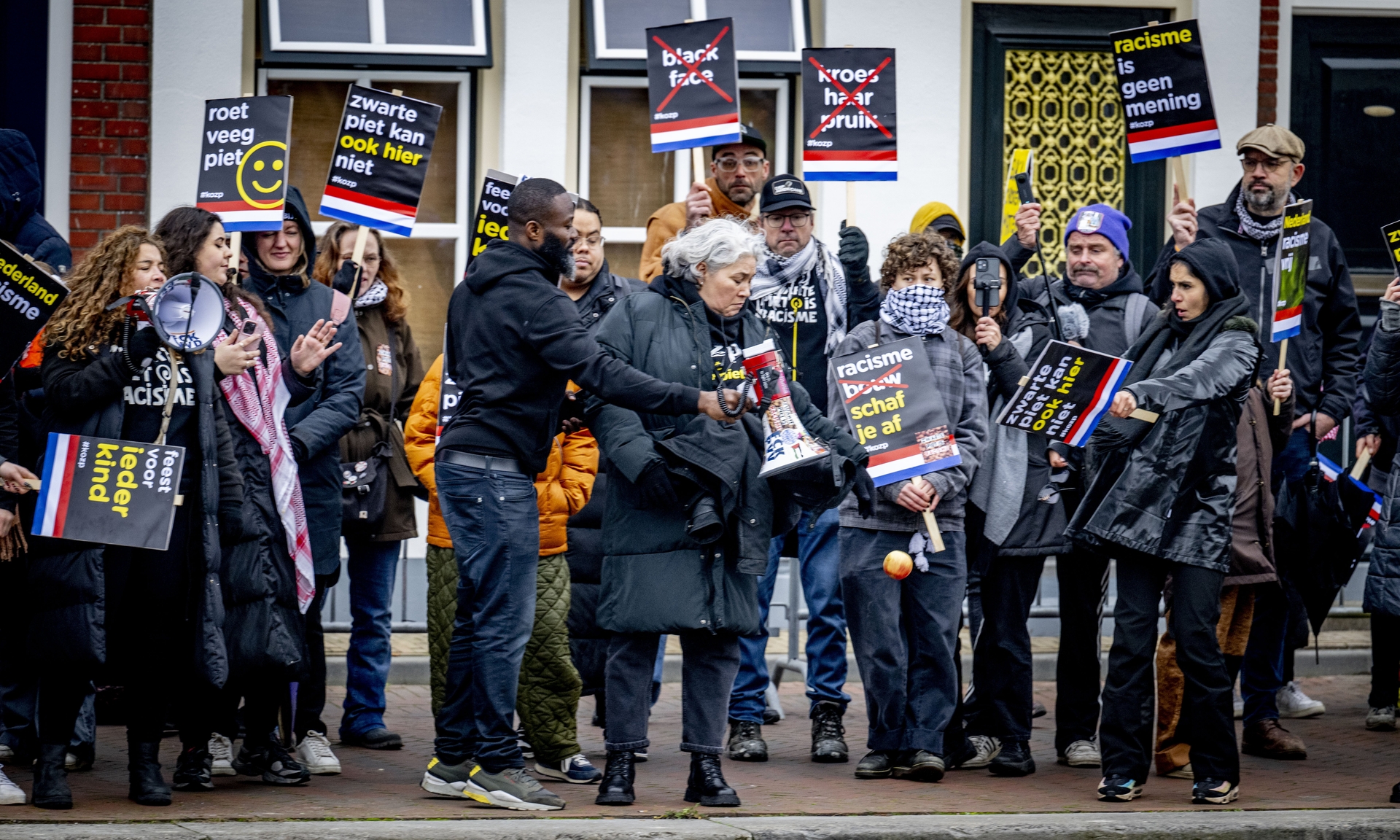 Afbeelding van Kick Out Zwarte Piet heeft tegelijk gewonnen én racisme een groeikans gegeven