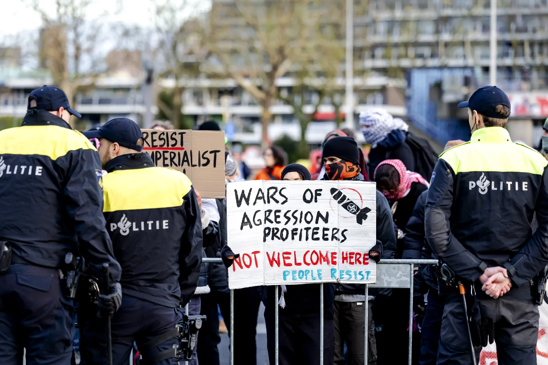 Kopen wij in Israël wapens waarmee in Oekraïne oorlog kan worden