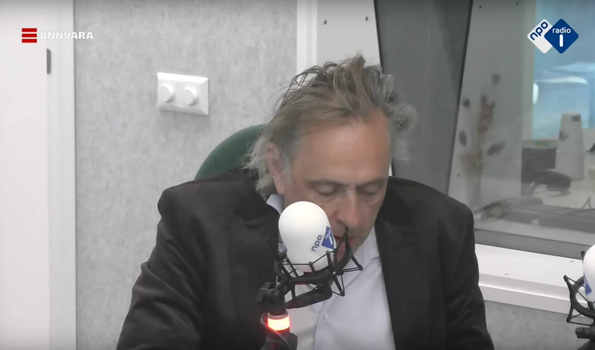 'Sinds het kabinet-Schoof I wint Oranje al zijn wedstrijden, dat kan