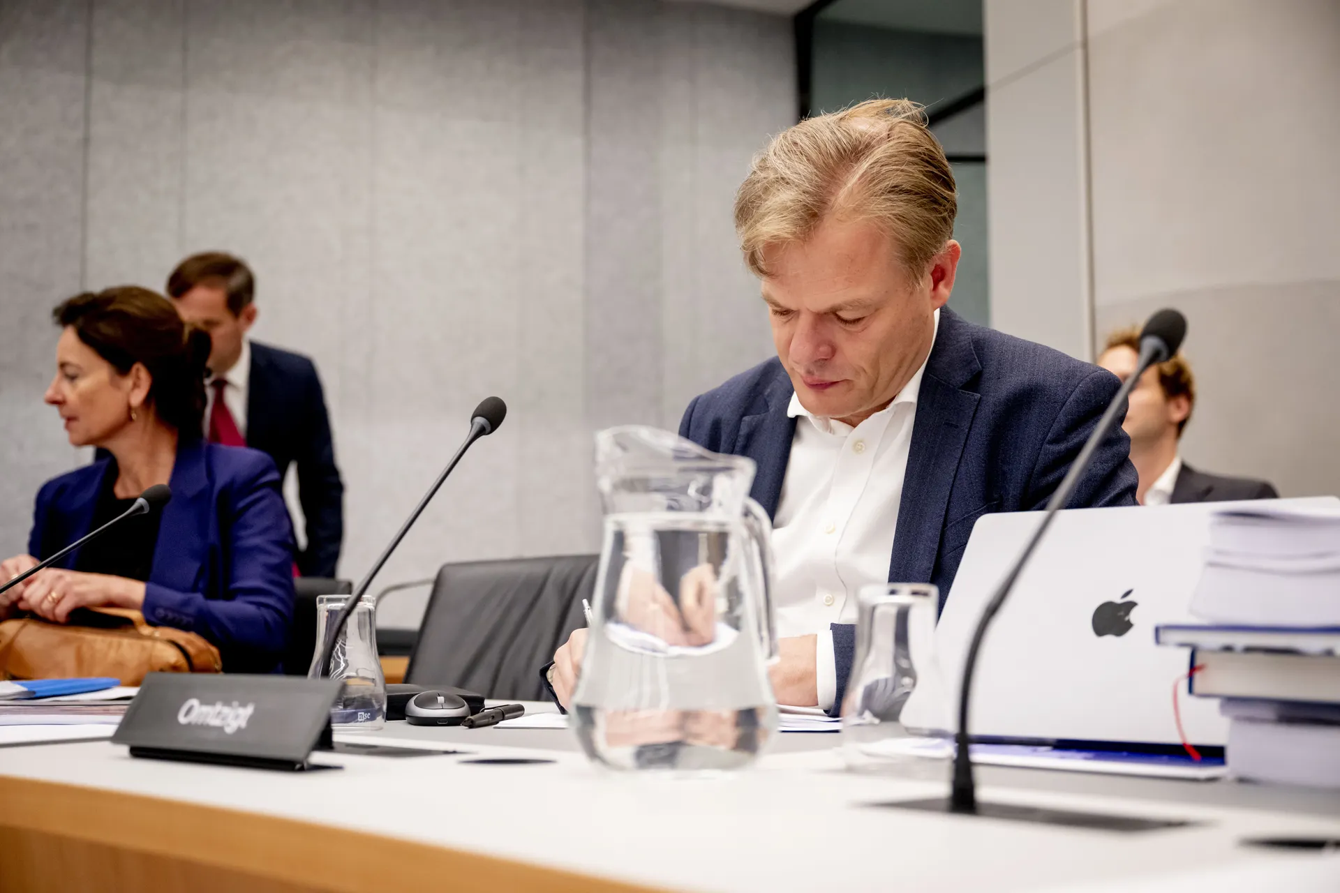 Afbeelding van Geloofwaardigheid Pieter Omtzigt zakt naar volledig dieptepunt