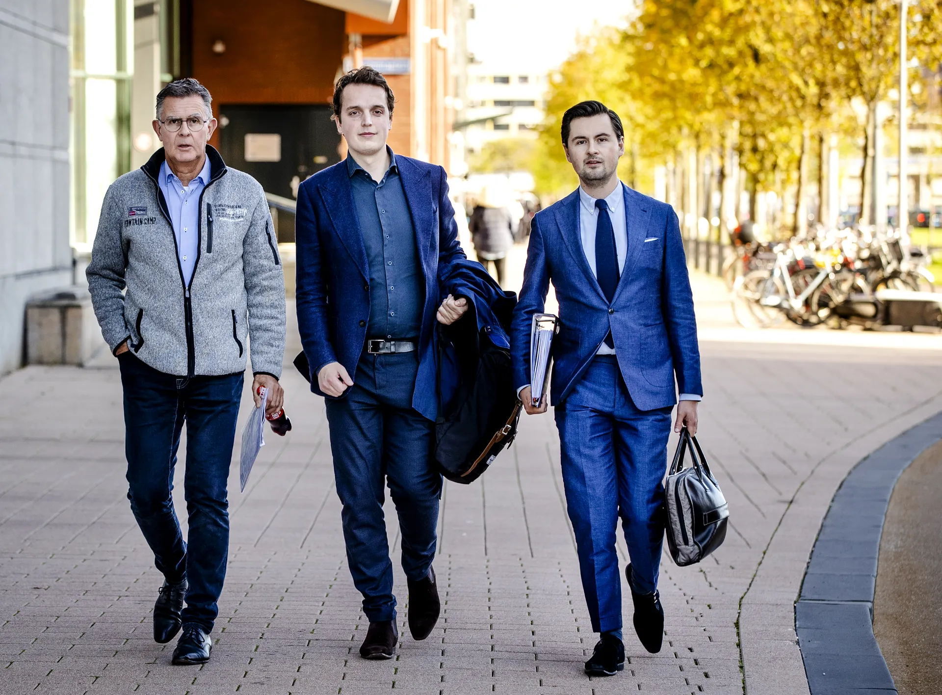 Stichting eist miljoenenwinst van pandemieprofiteurs Van Lienden en partners terug Joop BNNVARA Stichting eist miljoenenwinst van pandemieprofiteurs Van Lienden en partners terug Joop BNNVARA