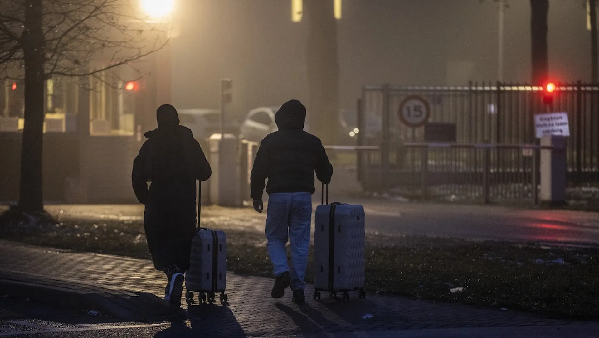 Afbeelding van Net als andere landen pauzeert Nederland behandeling asielaanvragen van Syriërs