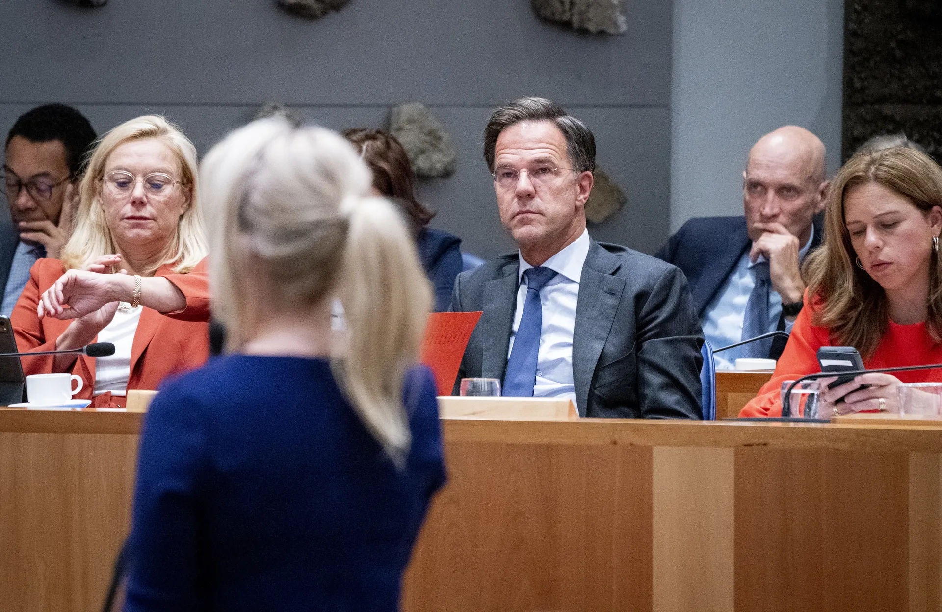 Tegen beter weten in zal het pensioenstelsel ingevoerd worden - Joop