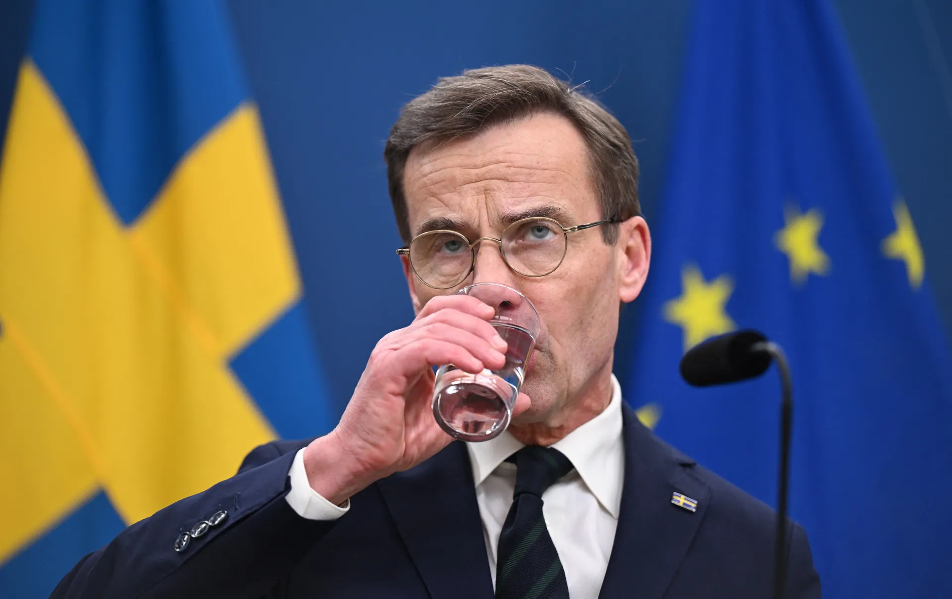 Kersvers NAVO-lid Zweden neemt direct afstand van Macron: Geen troepen