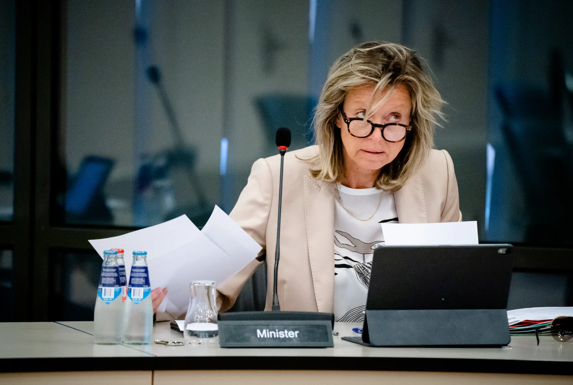 Afbeelding van Ollongren wil nepnieuws en desinformatie rond verkiezingen aanpakken