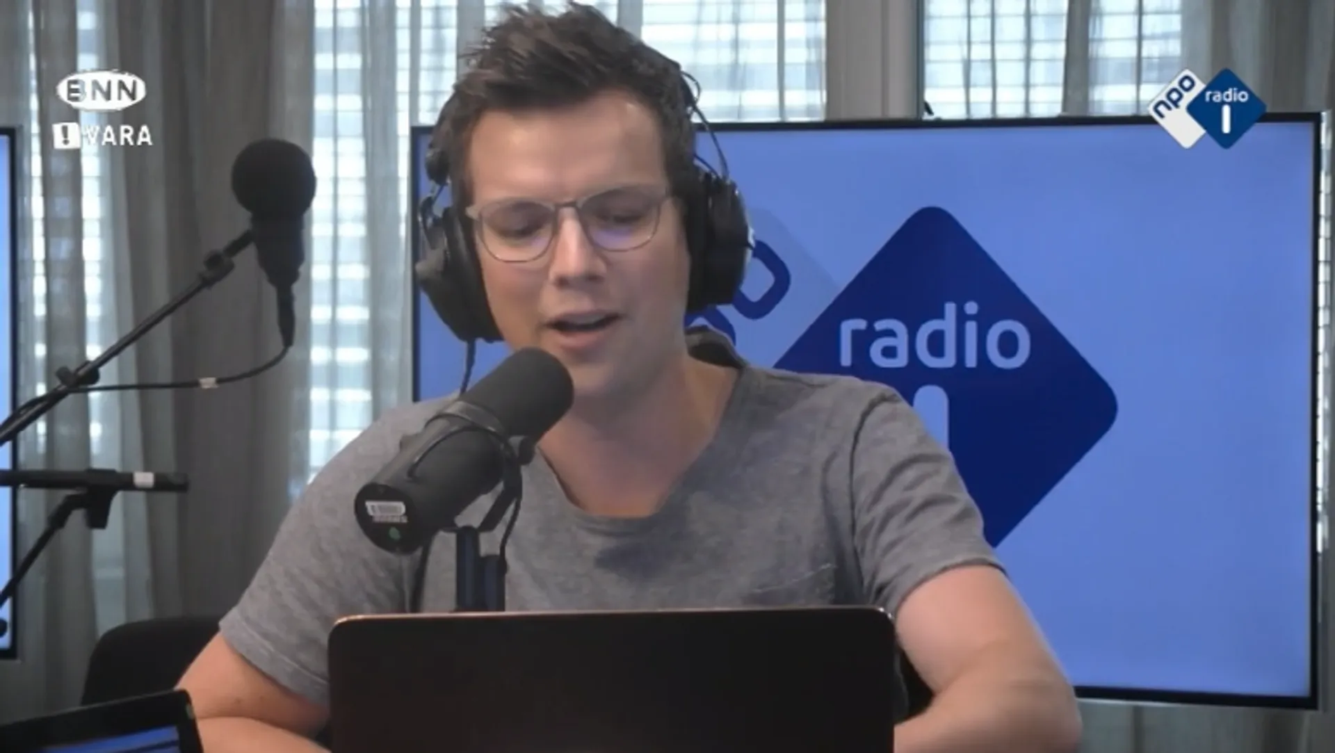 Afbeelding van Pieter Derks: Ellende begint altijd met vega-hapjes