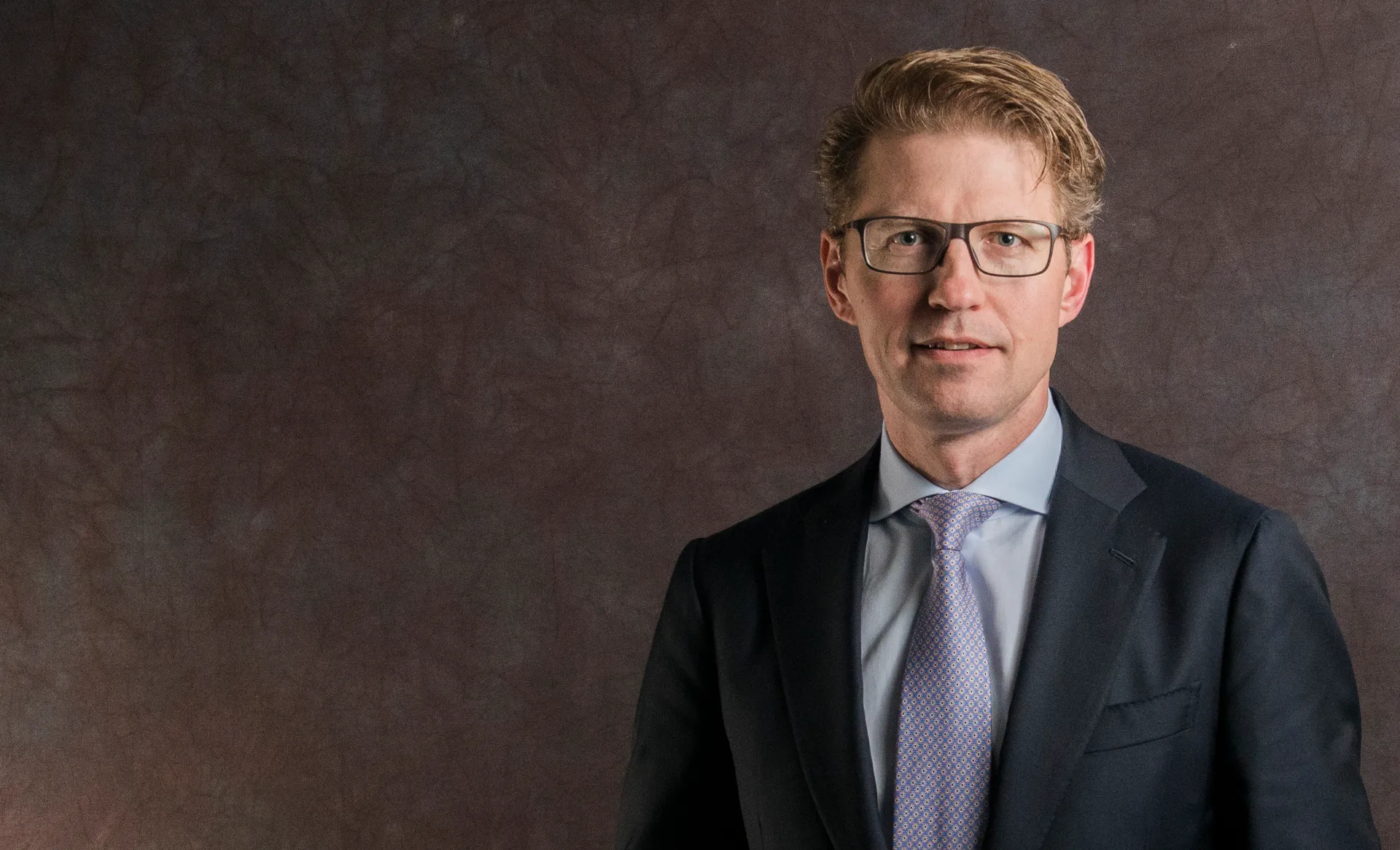 Afbeelding van Minister Dekker waarschuwt: ‘Gevaar narcostaat dreigt’