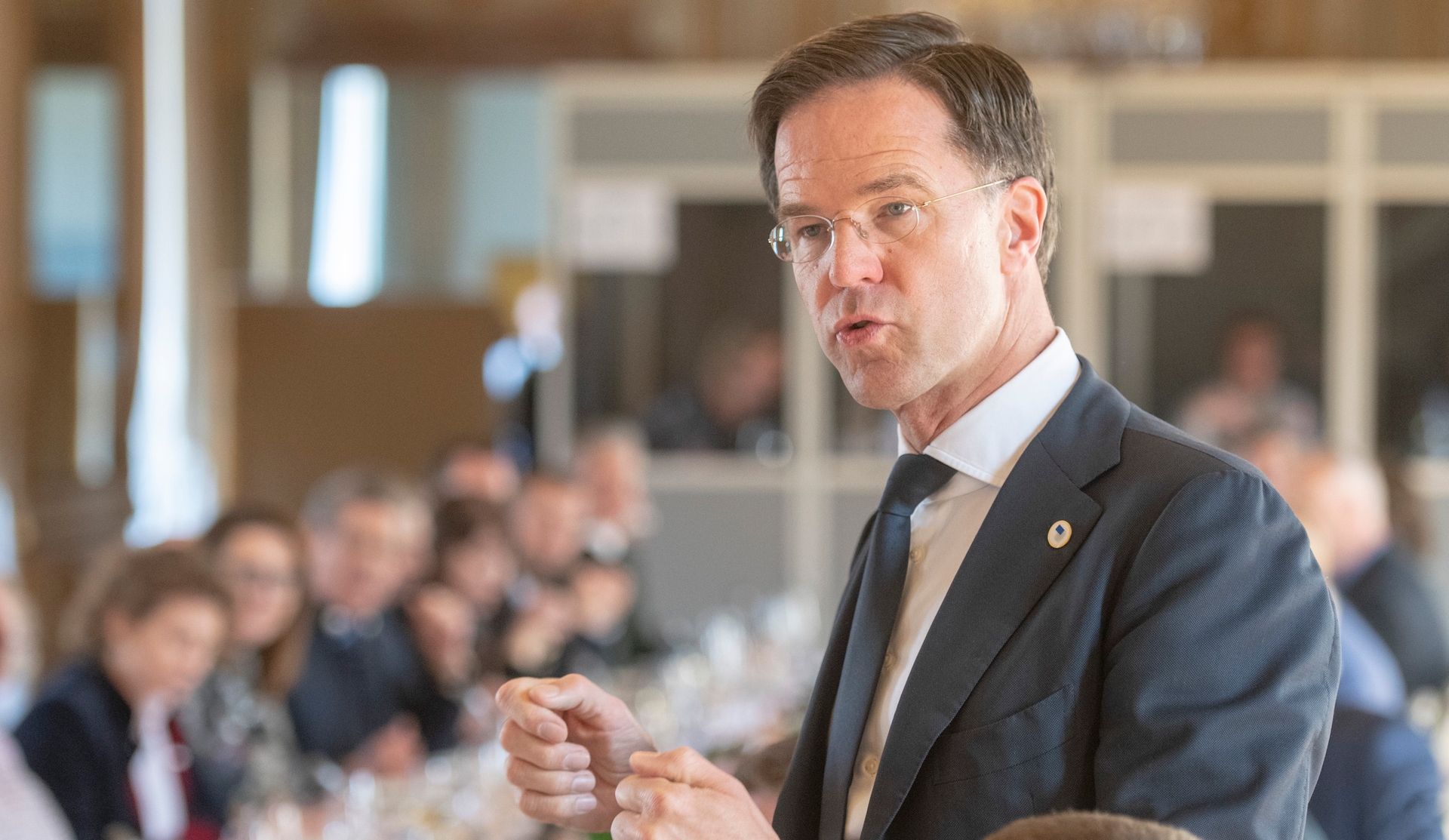 Afbeelding van Rutte wil bij Pauw in debat met captains of industry over lage lonen
