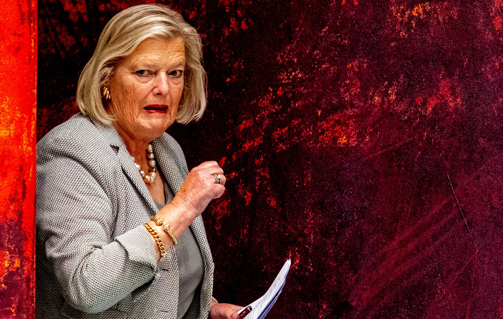 Afbeelding van Broekers-Knol brengt kabinet in problemen met vluchtelingenverzinsels