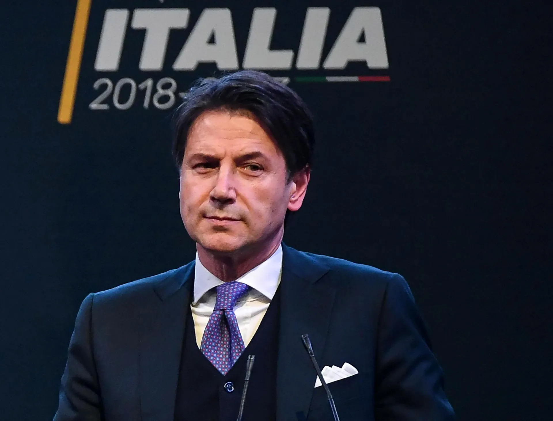 Afbeelding van Onervaren professor wordt premier populistische regering Italië