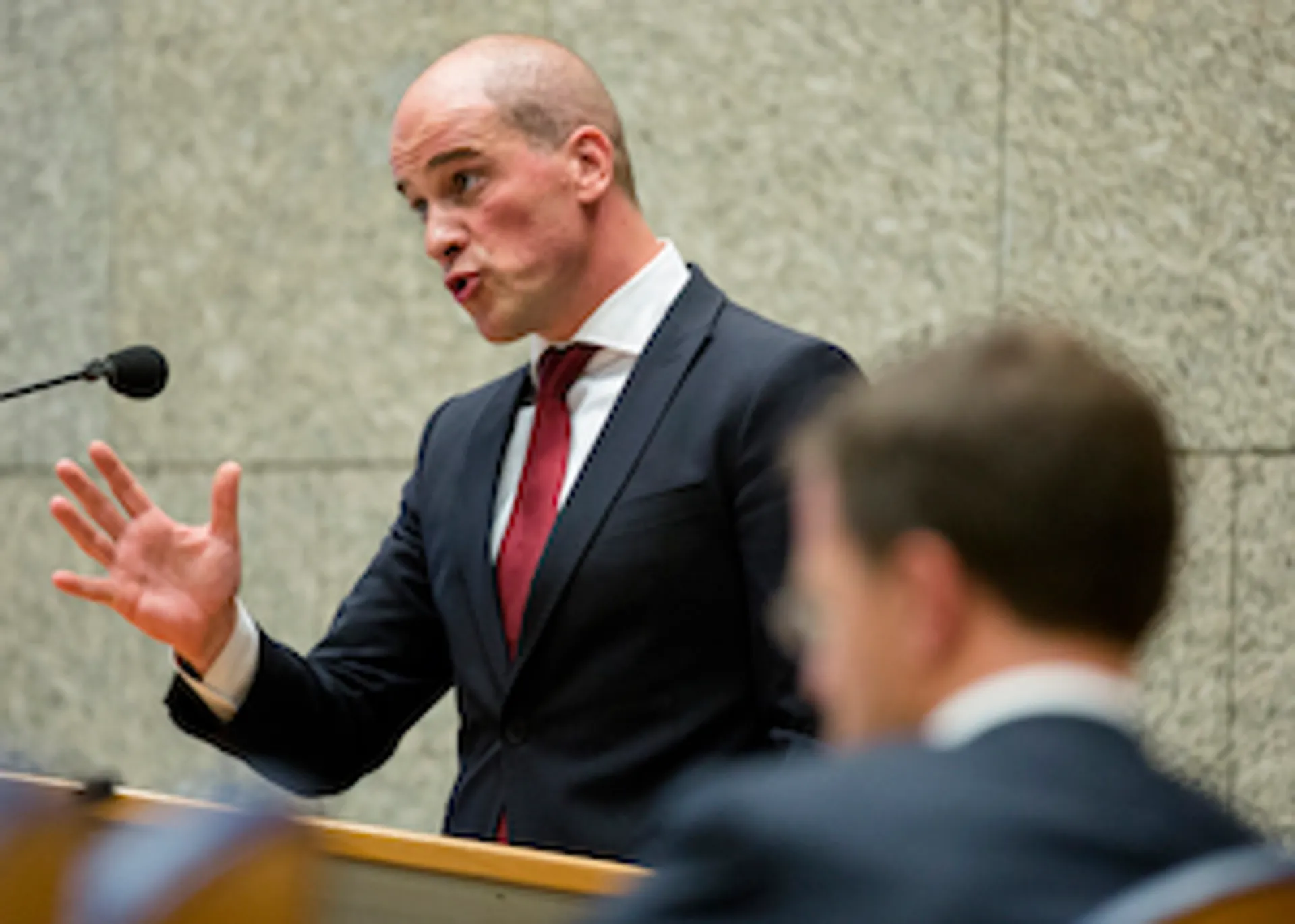 Rottenberg geeft Samsom kus des doods - Joop - BNNVARA