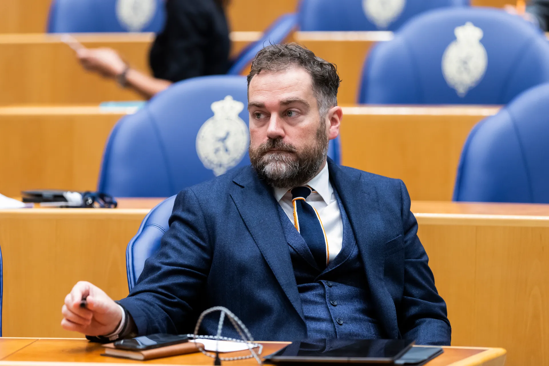 Stralende Dijkhoff wil miljarden verslindende kerncentrale - Joop - BNNVARA