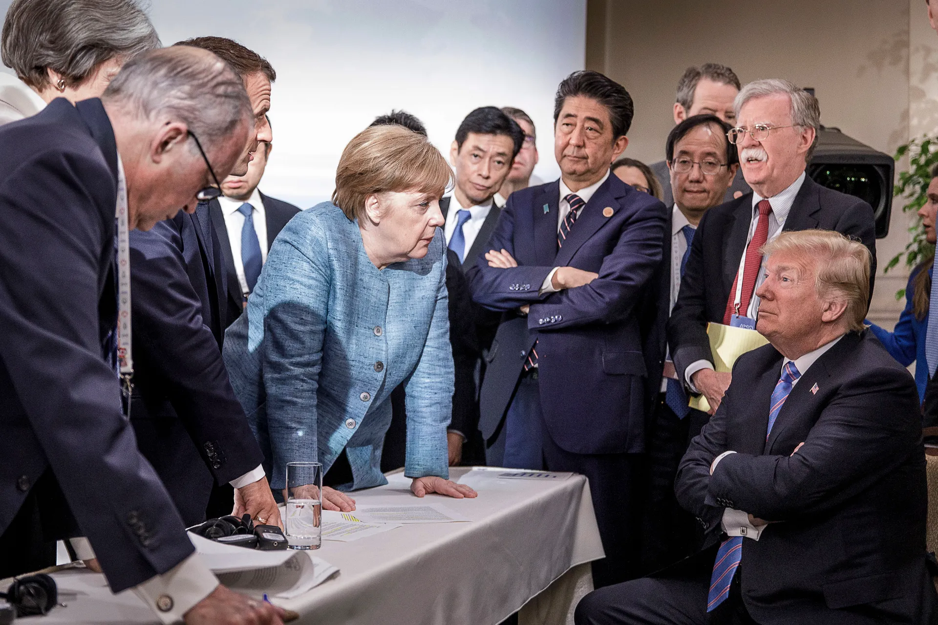 Afbeelding van Trump neemt ontslag als wereldleider