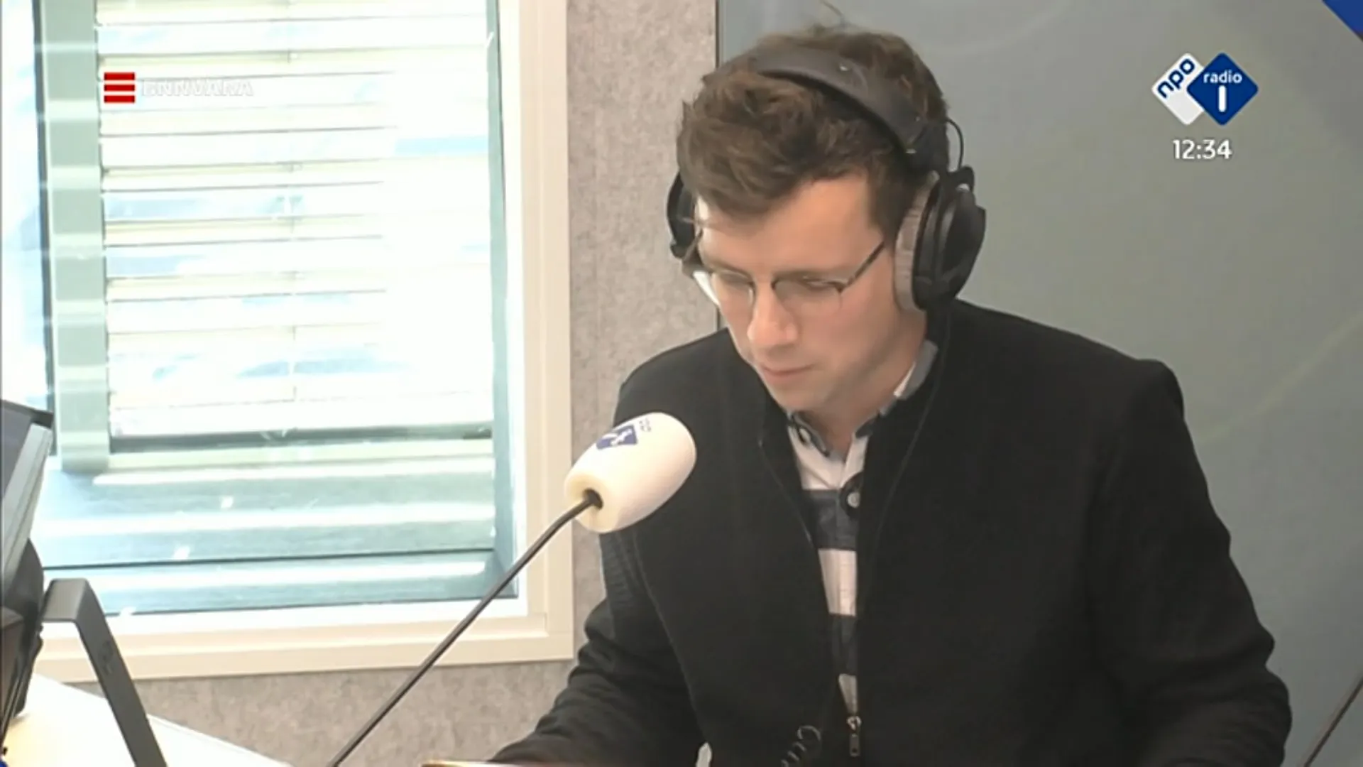 Afbeelding van Pieter Derks over de leesvaardigheid van de jeugd en Klaas Dijkhoff