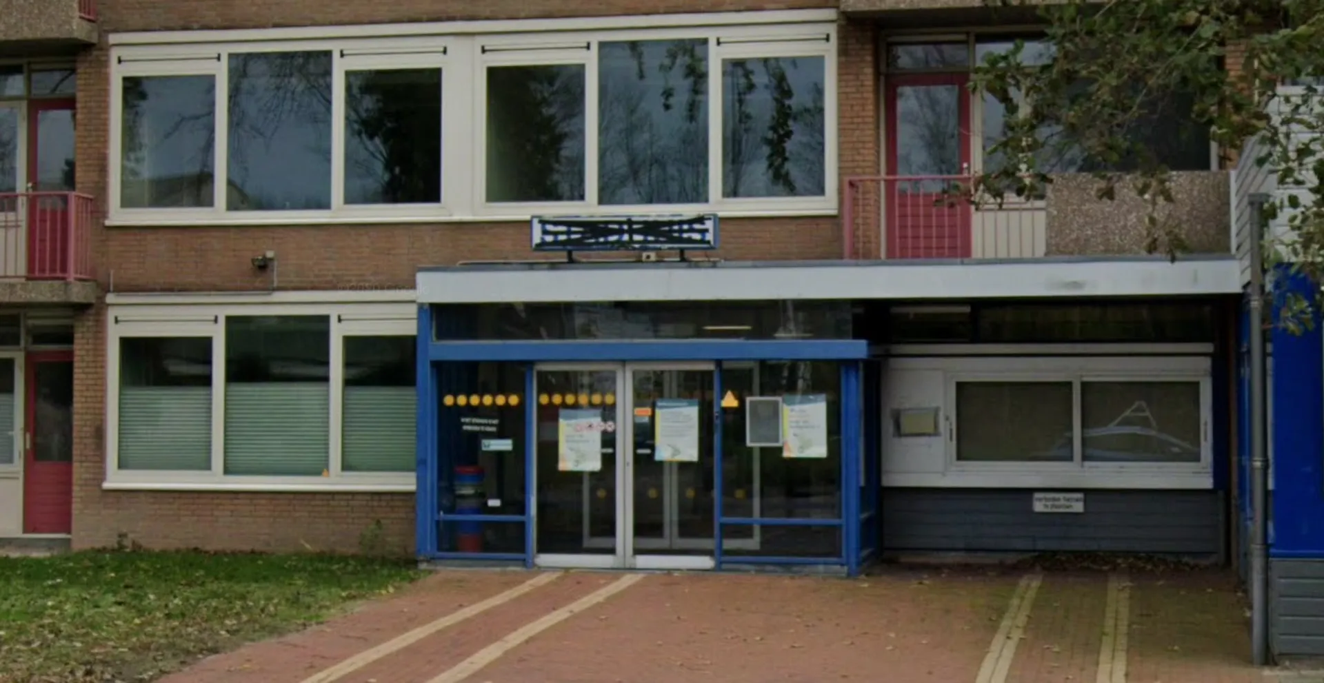 Afbeelding van Man aangehouden voor beramen terreuraanslag op vaccinatielocatie