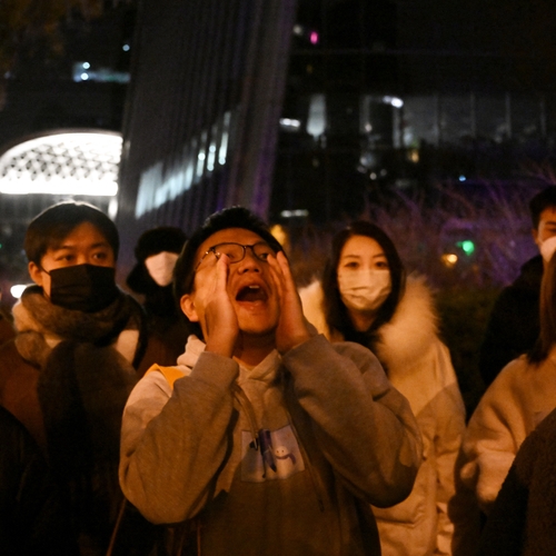Afbeelding van Protesten in China tegen zero-Covidbeleid blijven doorgaan: ''Verzet je''