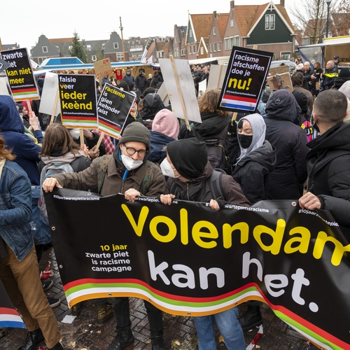 Kick Out Zwarte Piet feliciteert Volendam met beëindigen racistische traditie