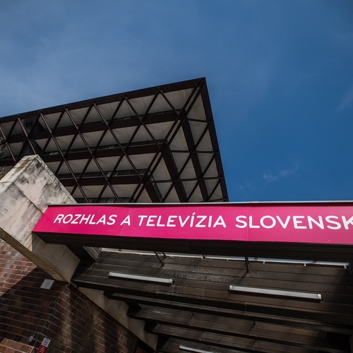 Populistische regering Slowakije schaft publieke omroep af