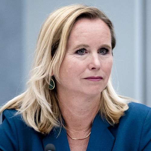 Beoogd minister Reinette Klever (PVV) is ook volgens de AIVD een rechtsextremist