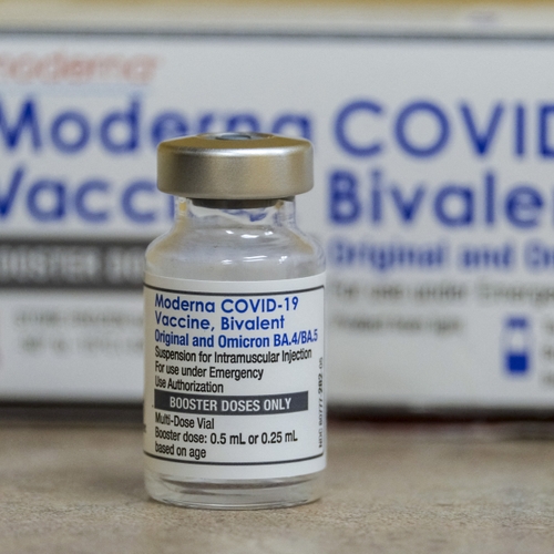 Farmaceuten maakten tot wel 66 procent winst op coronavaccins