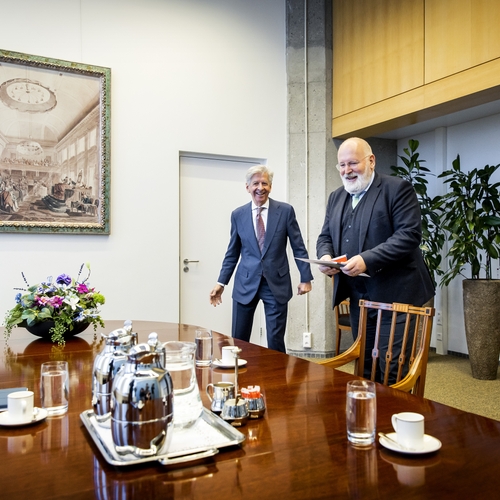 Timmermans: grote zorgen over uithollen rechtsstaat onder PVV-kabinet