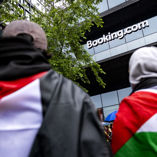 COC Nederland breekt met Booking vanwege verhuur op illegaal bezette Westelijke Jordaanoever
