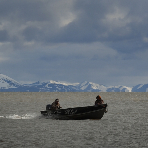 Russische mannen vluchten per boot naar Alaska om te ontkomen aan Poetins mobilisatie