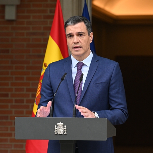 Spanje maakt ruk naar (extreem)rechts, linkse regering schrijft vervroegde verkiezingen uit