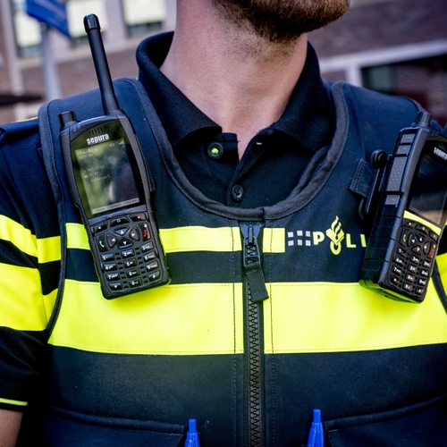 Rotterdamse dienders kunnen zich maar niet gedragen, weer twee agenten op non-actief