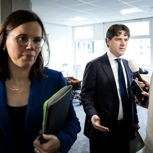 Mirjam Bikker en Henri Bontenbal door het stof voor steun aan motie-Becker