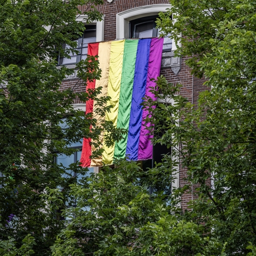 Het belang van Pride: een doorlopend feest van diversiteit en acceptatie