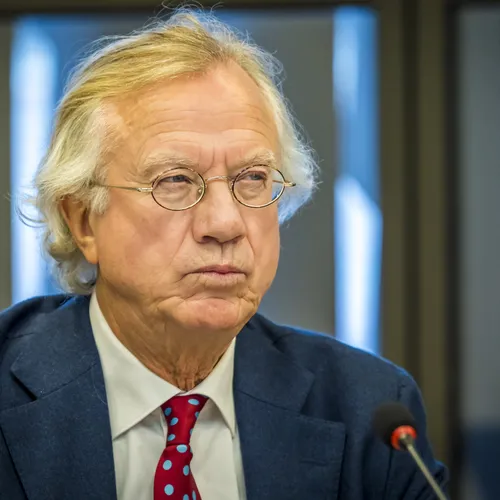 Wijze levensles van Hugo de Jonge: Lees geen Syp Wynia