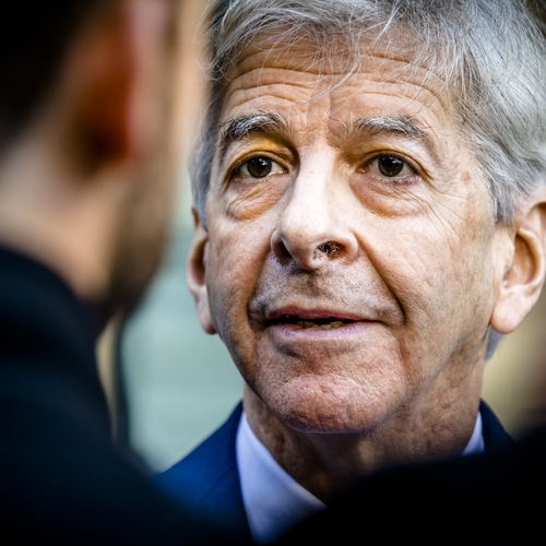 PVV draagt Telegraaf-columnist Ronald Plasterk voor als nieuwe verkenner