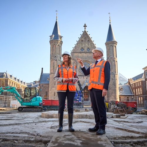 Afbeelding van Binnenhof wordt verbouwd zonder stikstofvergunning, milieuclub eist stop werkzaamheden