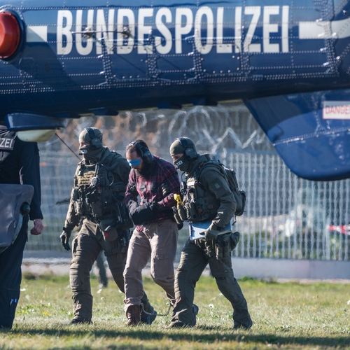 Afbeelding van Duitsland scherpt wapenwetgeving aan vanwege groeiende extreemrechtse terreurdreiging