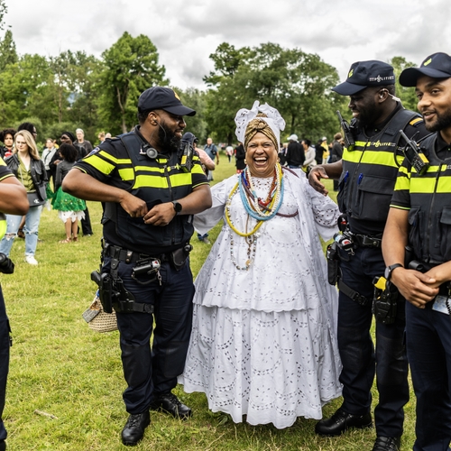 Aan helden geen tekort in het diversiteitsdrama bij de Nationale Politie