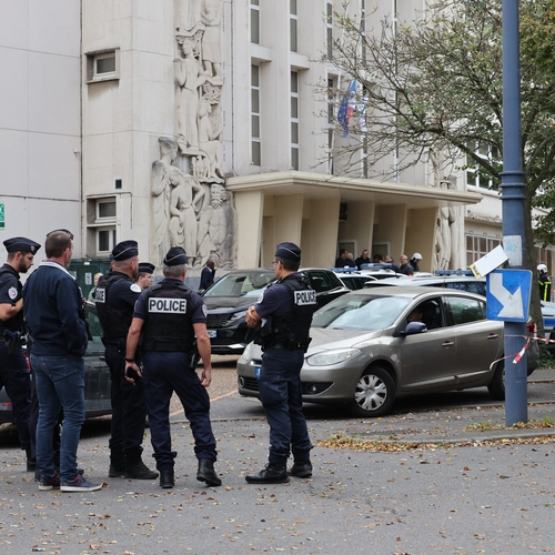 Docent omgebracht op school in Noord-Frankrijk, verdachte stond geregistreerd wegens radicalisering