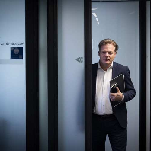 Oprichter wetenschappelijk bureau NSC kan PVV-ministers en racistisch getreiter Wilders niet langer verdragen