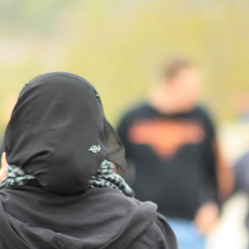 Afbeelding van Europees Hof: Werkgever mag alleen hoofddoek weigeren als álle religieuze uitingen verboden zijn