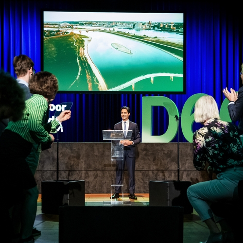 Columniste Yesim Candan trekt zich binnen een dag terug als D66-kandidaat na rel op sociale media