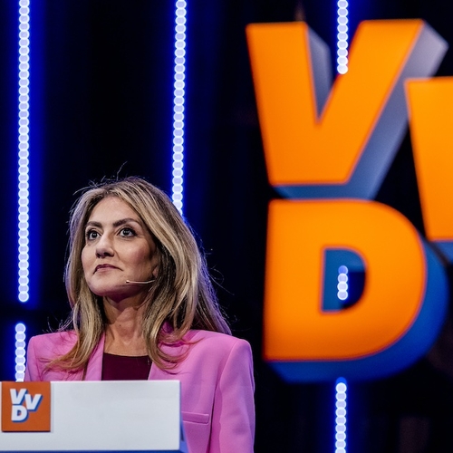 Ik luisterde ongemerkt wat VVD'ers af op hun favoriete terras