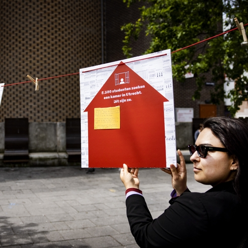 Ouders en kinderen moeten wennen aan het nieuwe normaal van lang thuiswonende kinderen