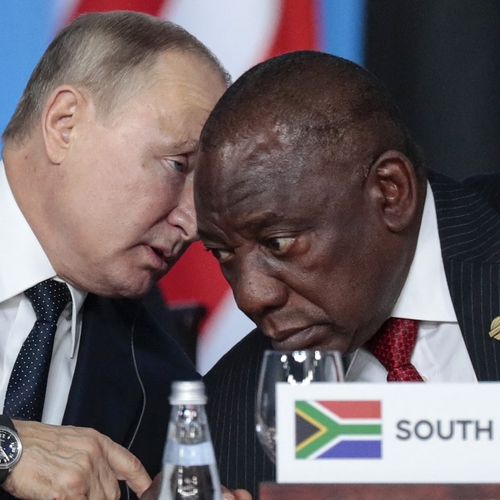 Zuid-Afrika bewijst vriendendienst aan Poetin en wil zich terugtrekken uit Internationaal Strafhof