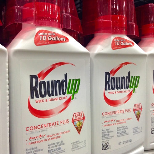 Afbeelding van Roundup voor het eerst gelinkt aan stuiptrekkingen bij dieren, vrees voor effect op mensen