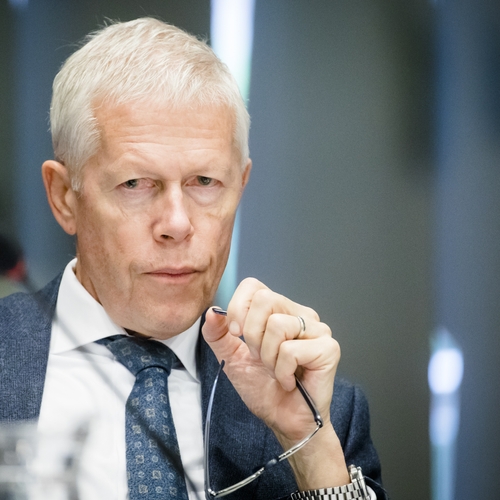 Oud-AIVD directeur wantrouwt FvD: 'Baudet is buitengewoon enthousiast over Poetin'