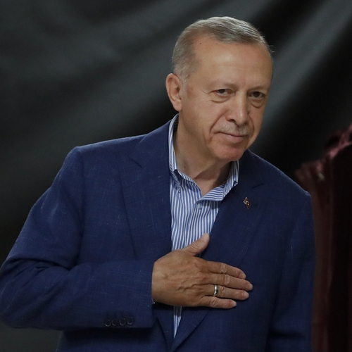 Erdogan aan kop en claimt overwinning Turkse presidentsverkiezingen