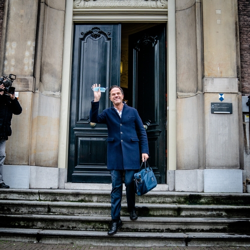 Afbeelding van Laat VVD’er Remkes premier Rutte vervangen om Nederland uit het slot te halen