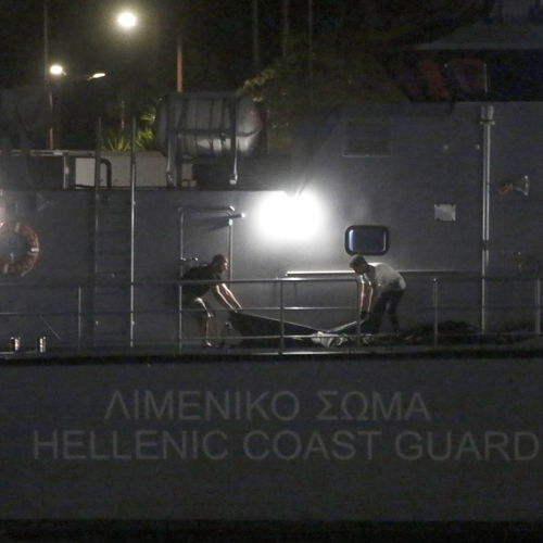 Overlevenden: Griekse kustwacht voerde illegale pushback uit bij gekapseisde boot