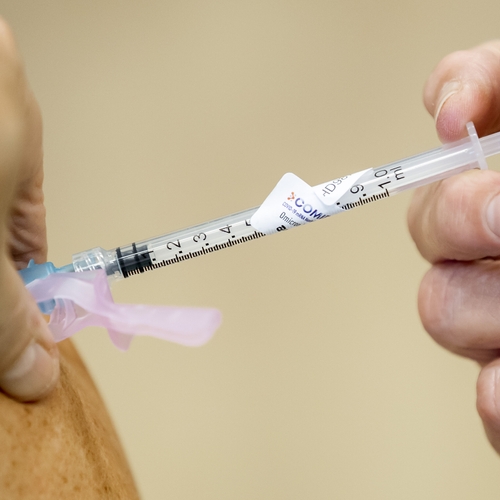 Deskundigen: universeel coronavaccin kan miljoenen levens redden bij volgende pandemie