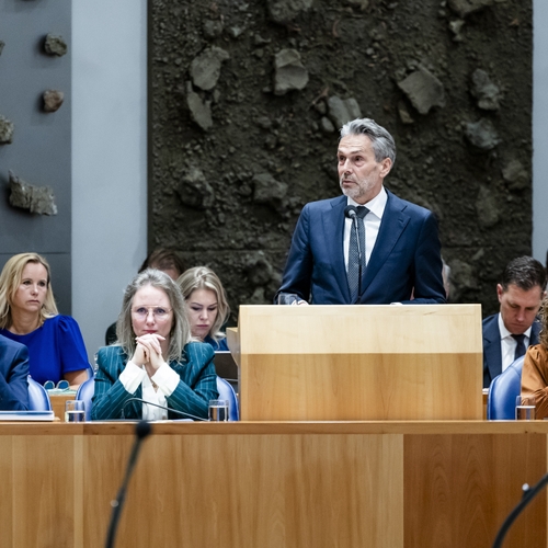 Rekenkamer rekent af met onbezonnen bezuinigingsgelul van kabinet